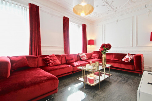 Fantastic 3-bedroom apartment in Campolide - Gallery - 19