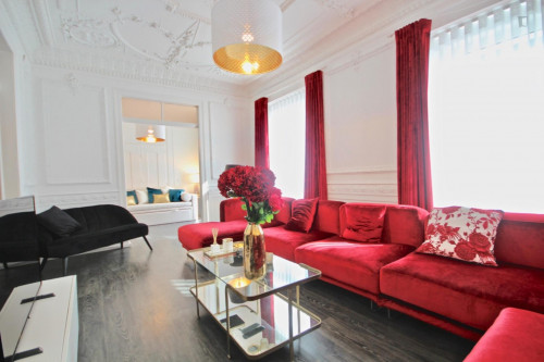 Fantastic 3-bedroom apartment in Campolide - Gallery - 18