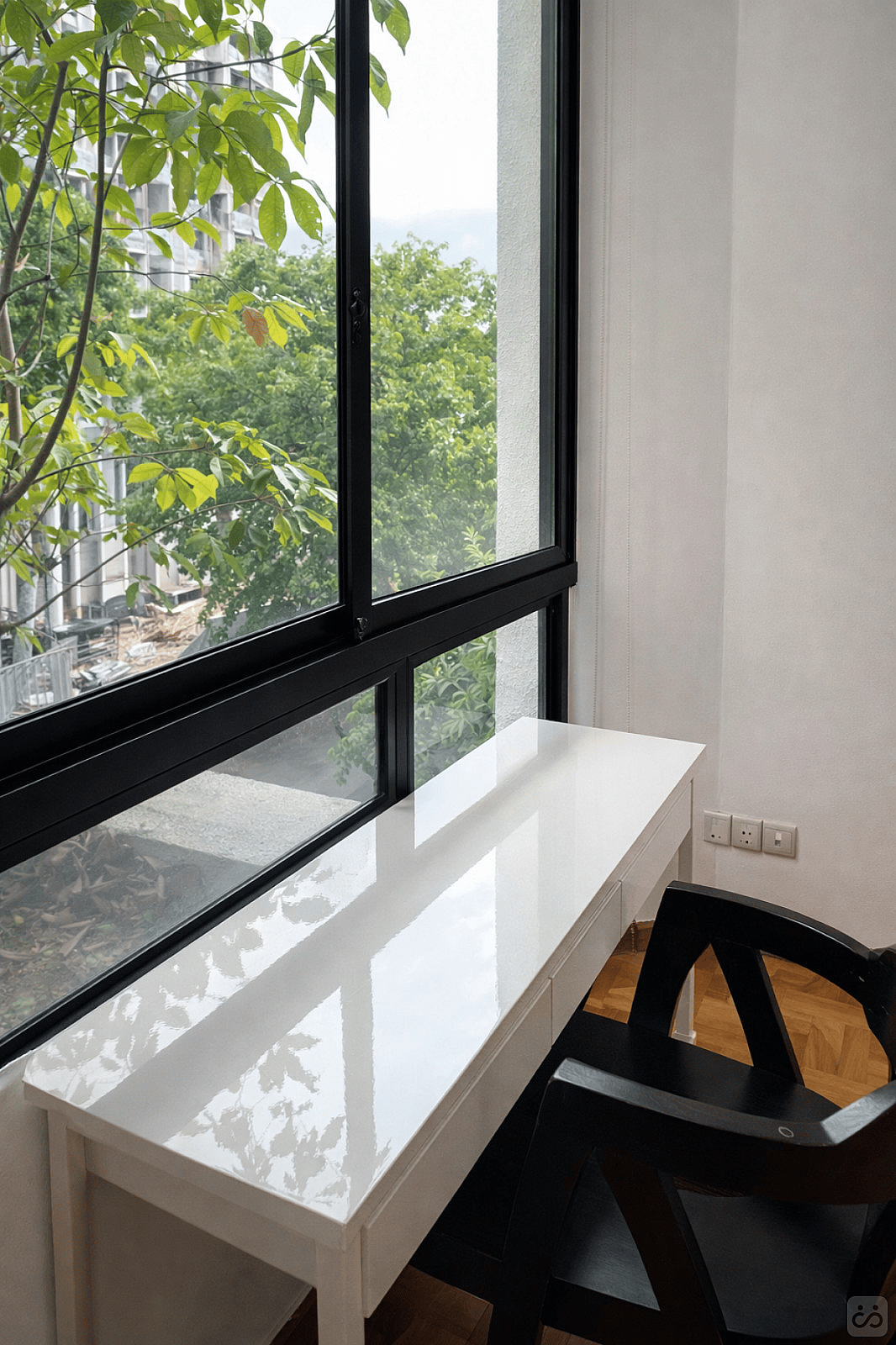 Common Room - With Balcony Access (Deluxe) - 4