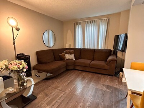 Serenity Awaits: Cozy Room for You  - Gallery -  5