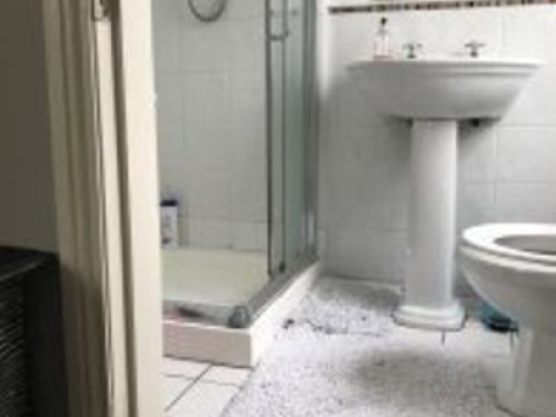 private home in good location 
