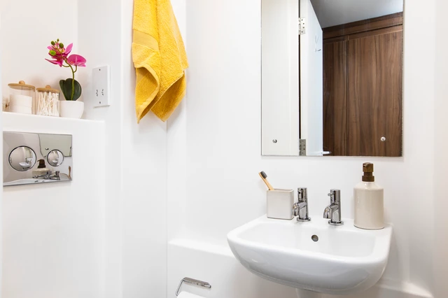  Large Standard Double Studio  -  Student Living Heights Unite  - Gallery -  4