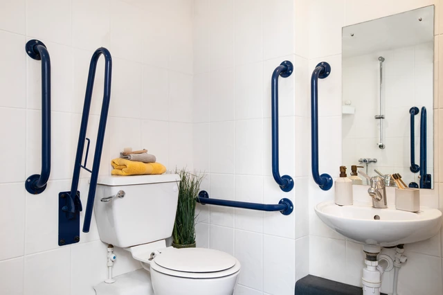  Double Wheelchair Accessible Studio  -  Student Living Heights Unite  - Gallery -  4