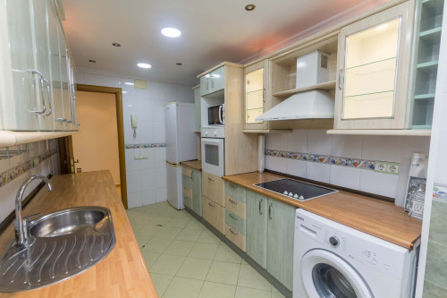 85-3 Calle Nazareno Habitación 3