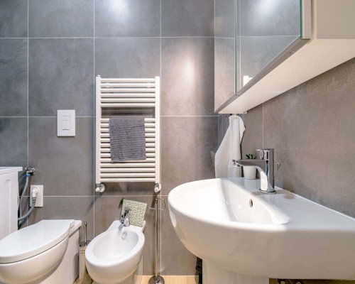 Stanza in Via Carlo Pedrotti