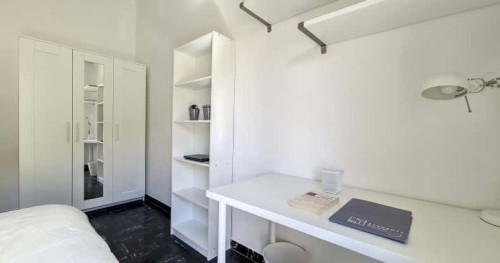 Room 21