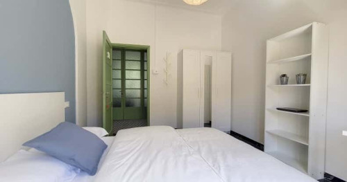 Room 21
