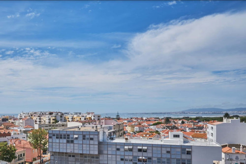 Spacious apartment with sea view in Costa da Caparica - Gallery - 14