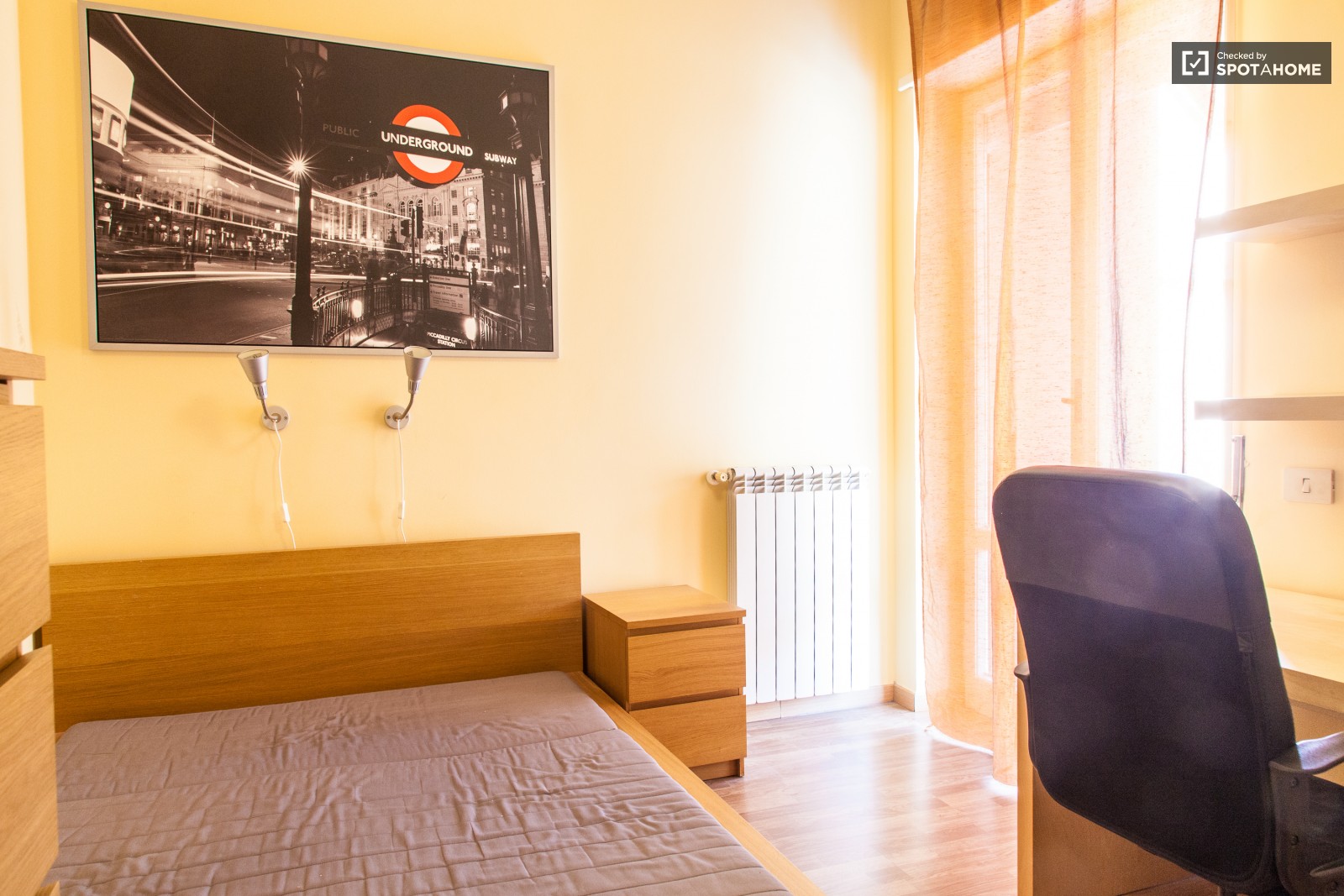  Comfy Double Bedroom With Balcony Near Jonio Metro Station (room 4)  -  Comfy double bedroom with Balcony near Jonio metro station (room 4)  - Gallery -  1