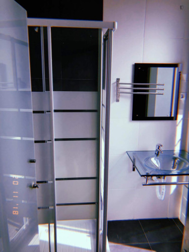 Lovely single bedroom in Combatentes 