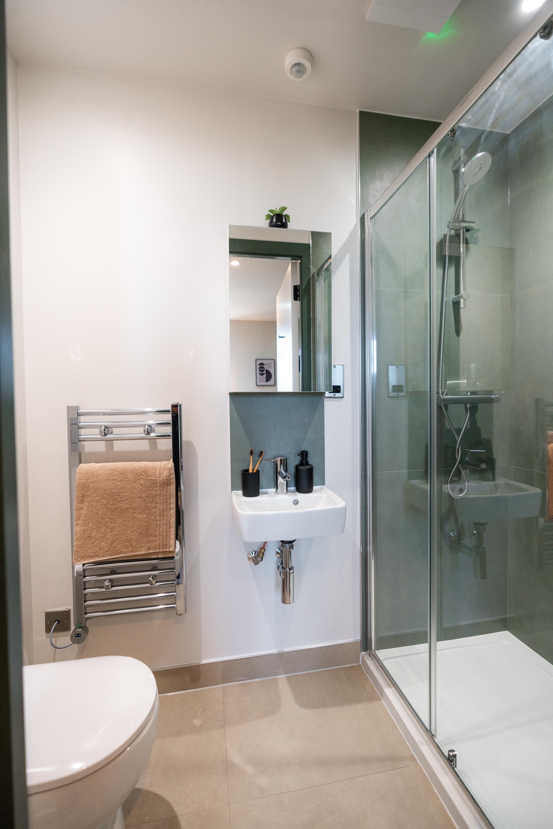  Twin En-Suite Shared  -  Árasáin P&V (The P&V Apartments)  - Gallery -  4