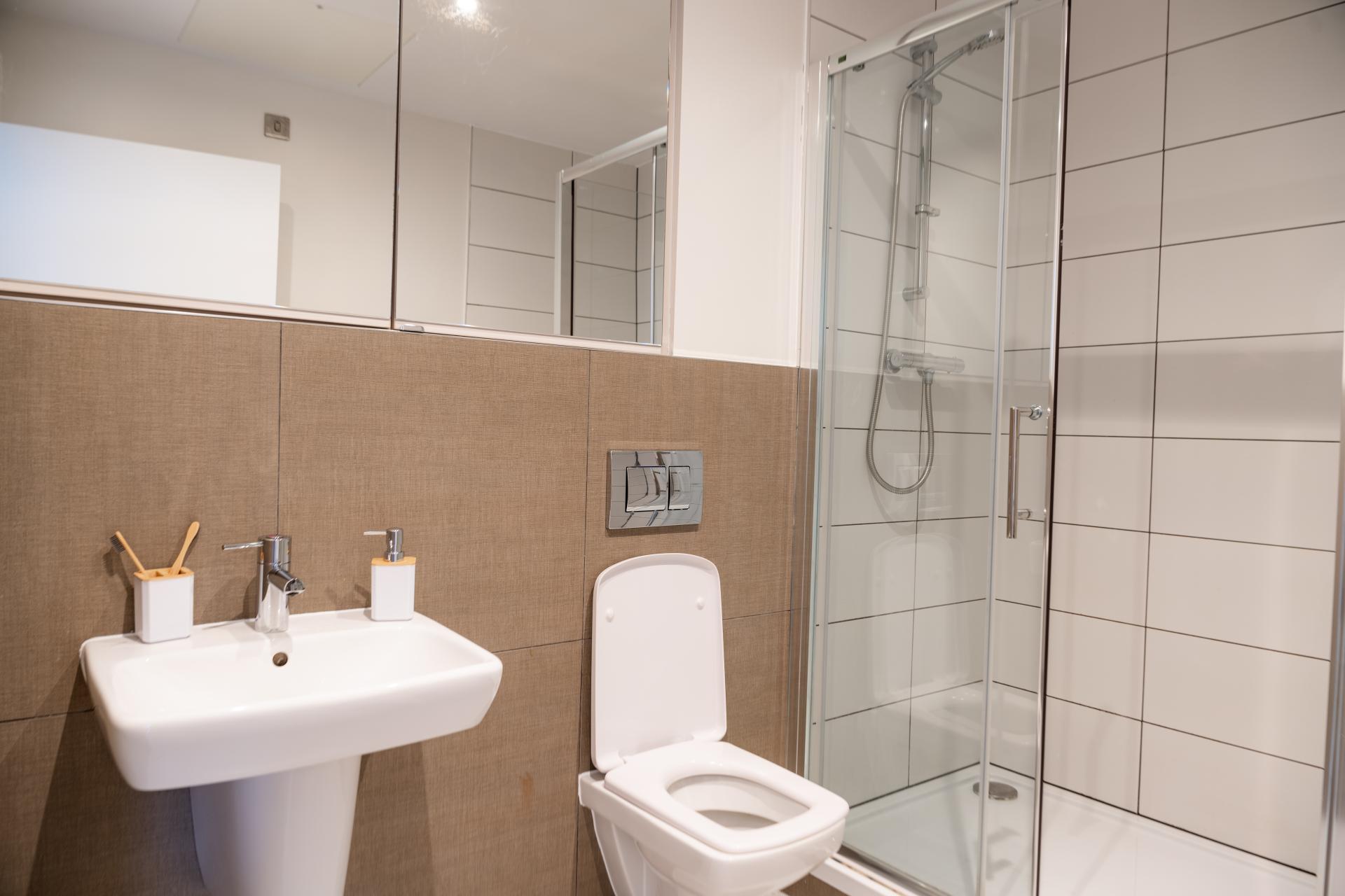  Deluxe Double Shared  -  Árasáin P&V (The P&V Apartments)  - Gallery -  5