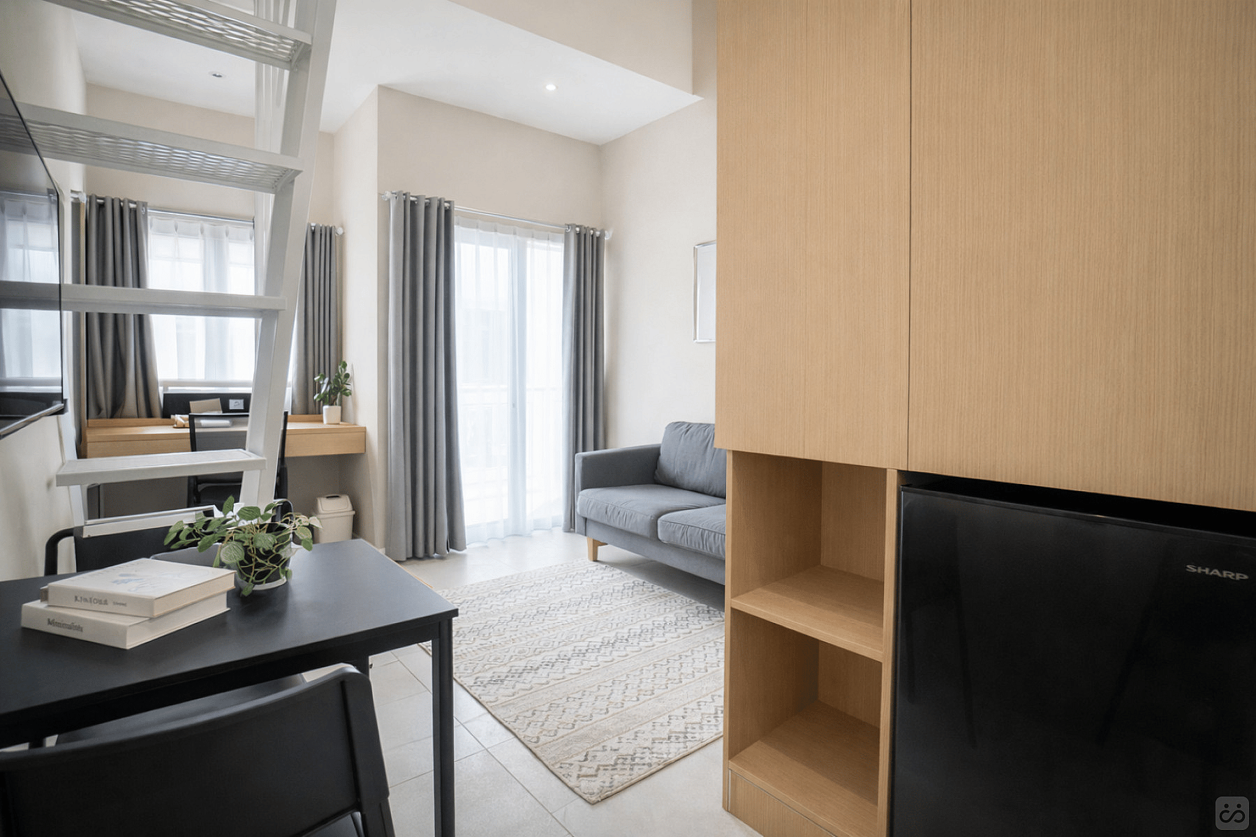 Deluxe Loft - 55