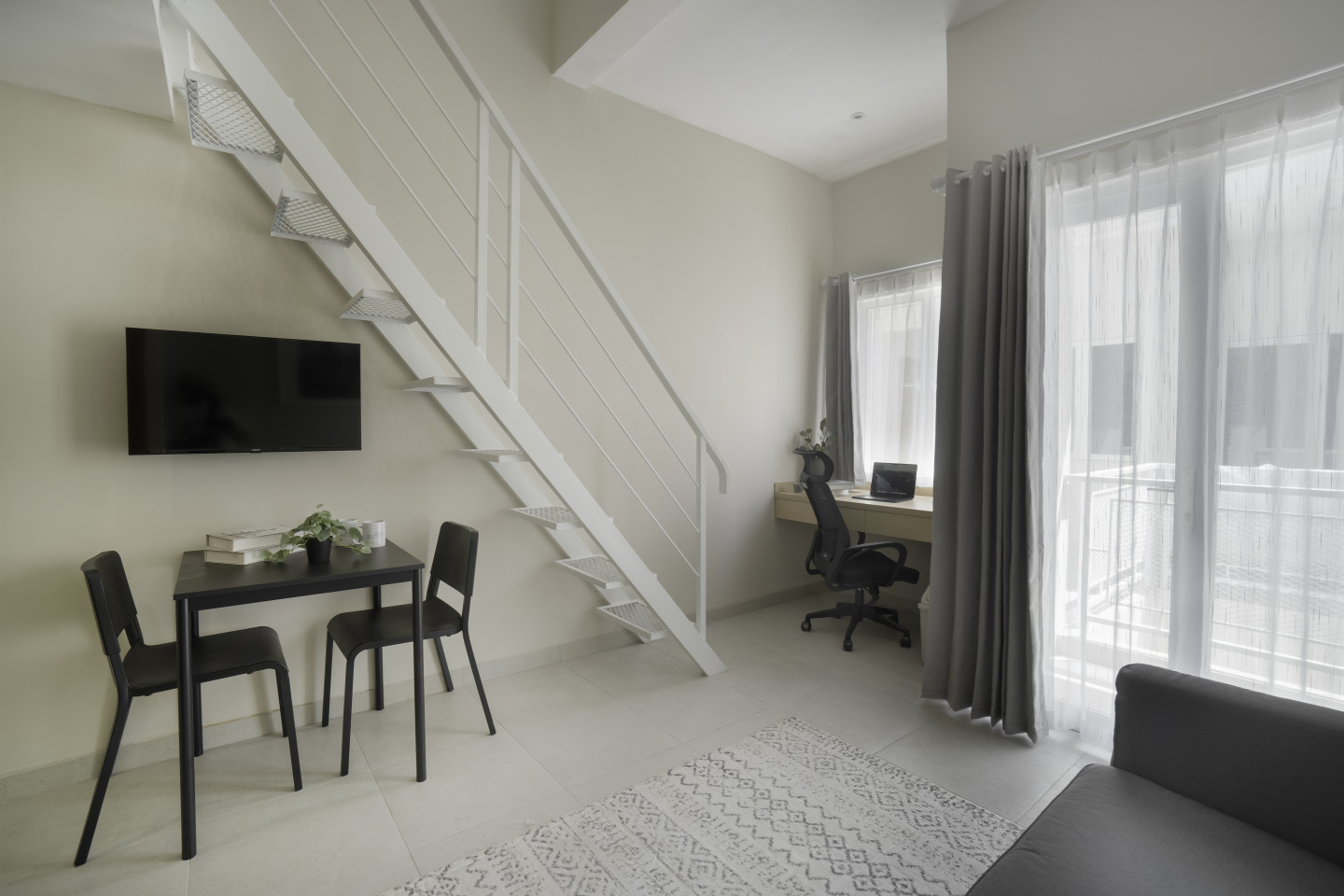 Deluxe Loft - 28