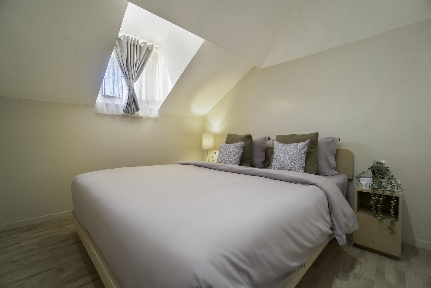 Family Two-Bedroom Loft - 3