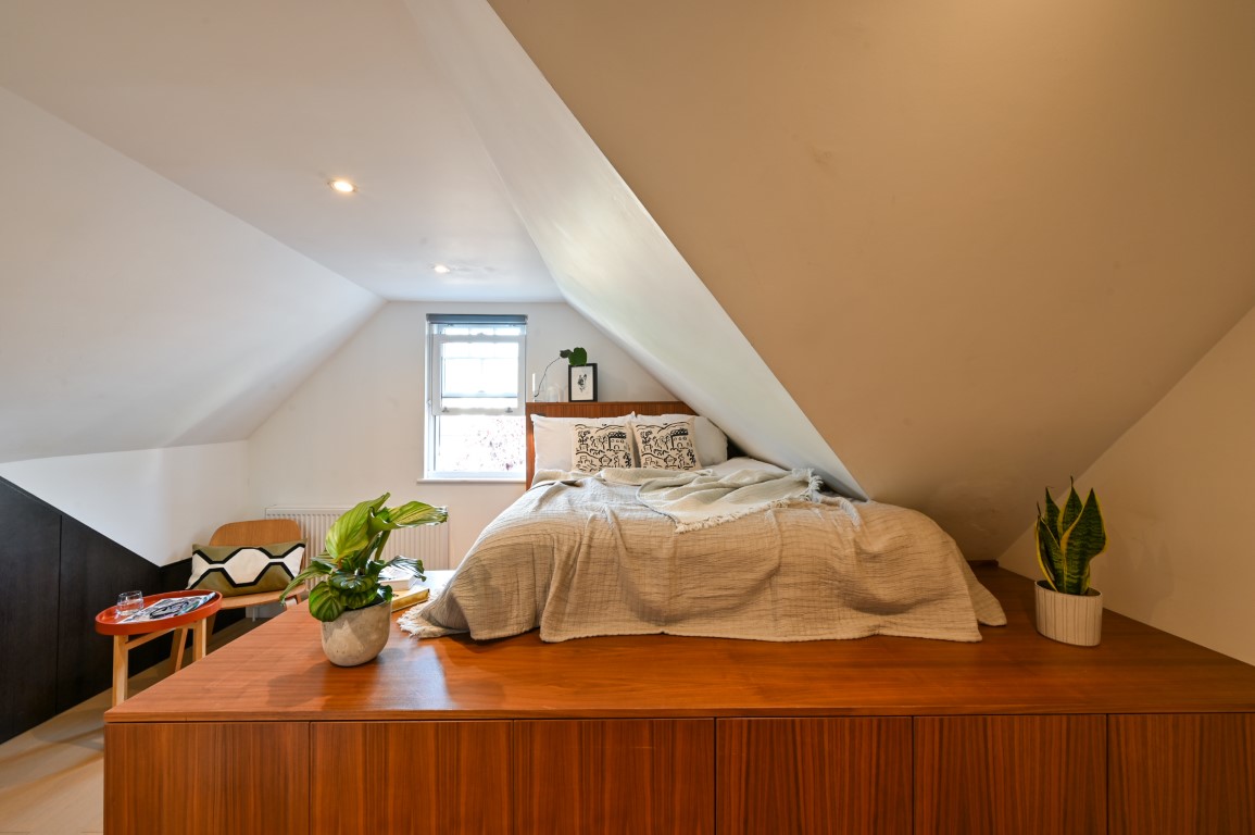  Standard En-Suite  -  West Hampstead  - Gallery -  4