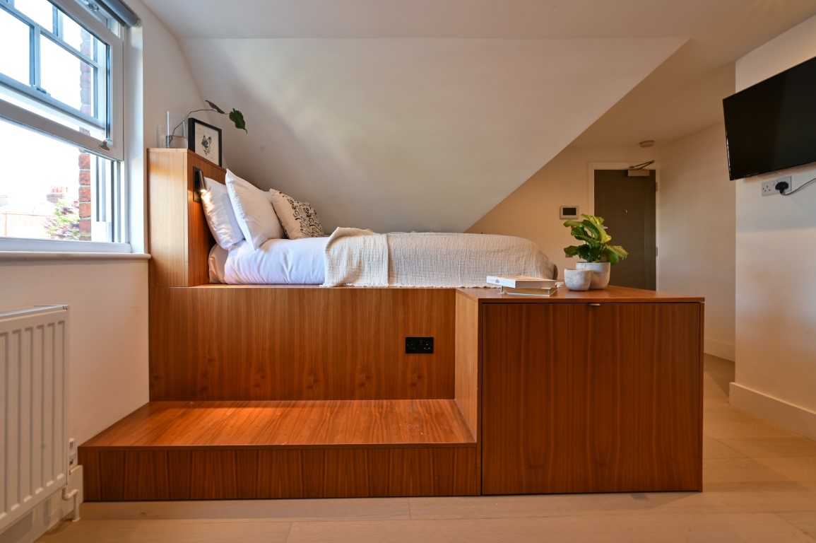  Standard En-Suite  -  West Hampstead  - Gallery -  3