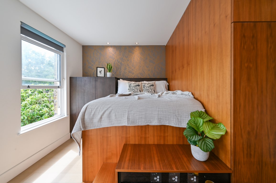  Superior Studio  -  West Hampstead  - Gallery -  9