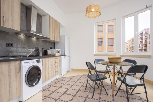 Bedroom for rent in Jaboneros 2, Málaga