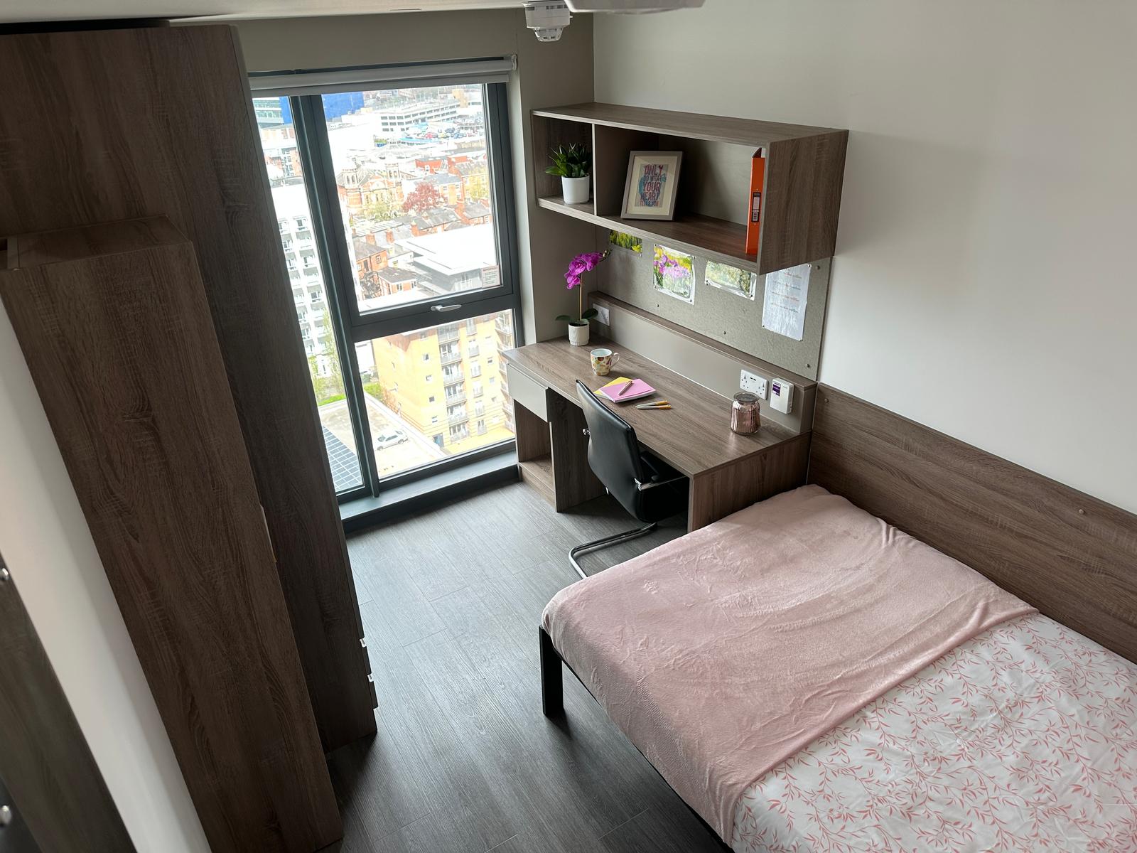  Premium Plus 2 Bed Apartment  -  Trinity View  - Gallery -  1