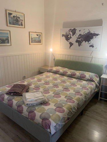 Double bedroom on the ground floor with external private bathroom, shared living &kitchen - Gallery - 12