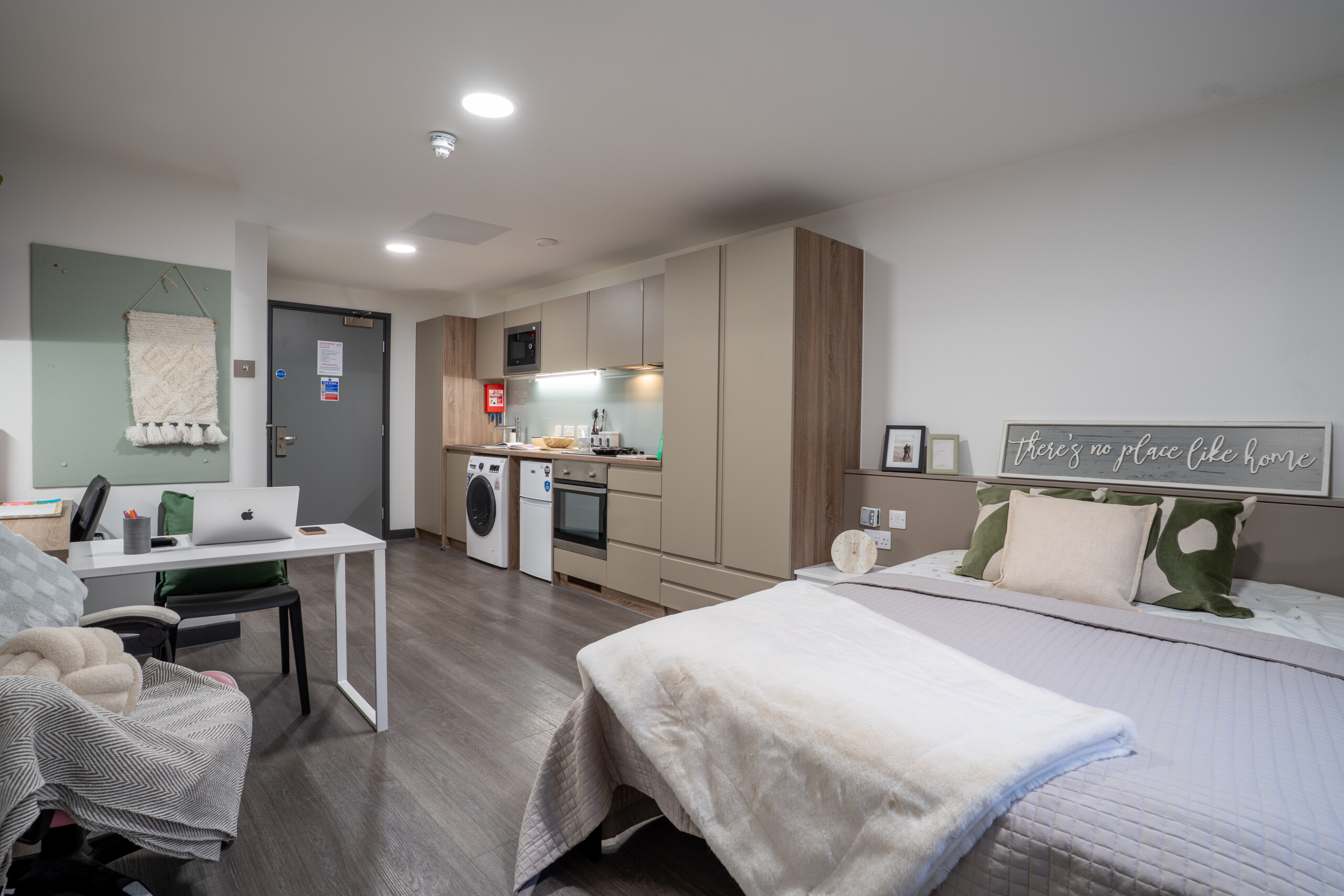  Classic Studio  -  Sycamore House  - Gallery -  1