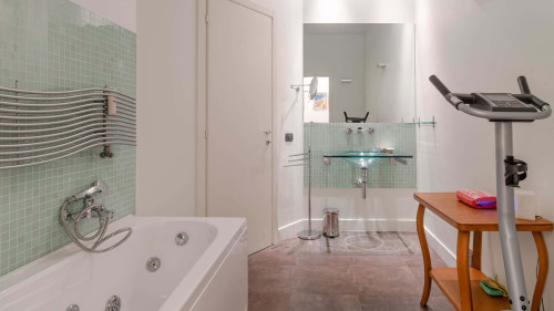 Designer Loft - Gallery - 12