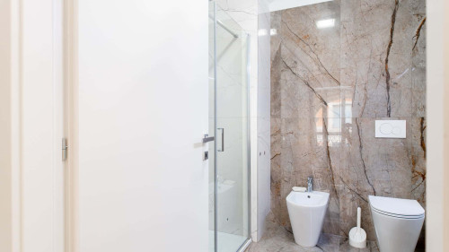 Royal Apartment - Gallery - 11