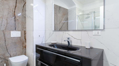 Royal Apartment - Gallery - 8