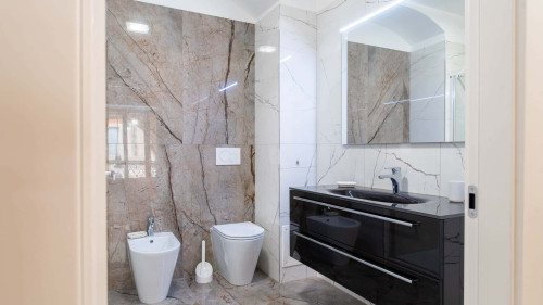 Royal Apartment - Gallery - 7