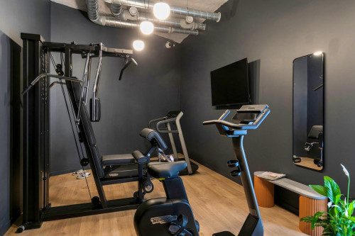 Vibrant Stunning House w/ Gym near Jardins d'Eole