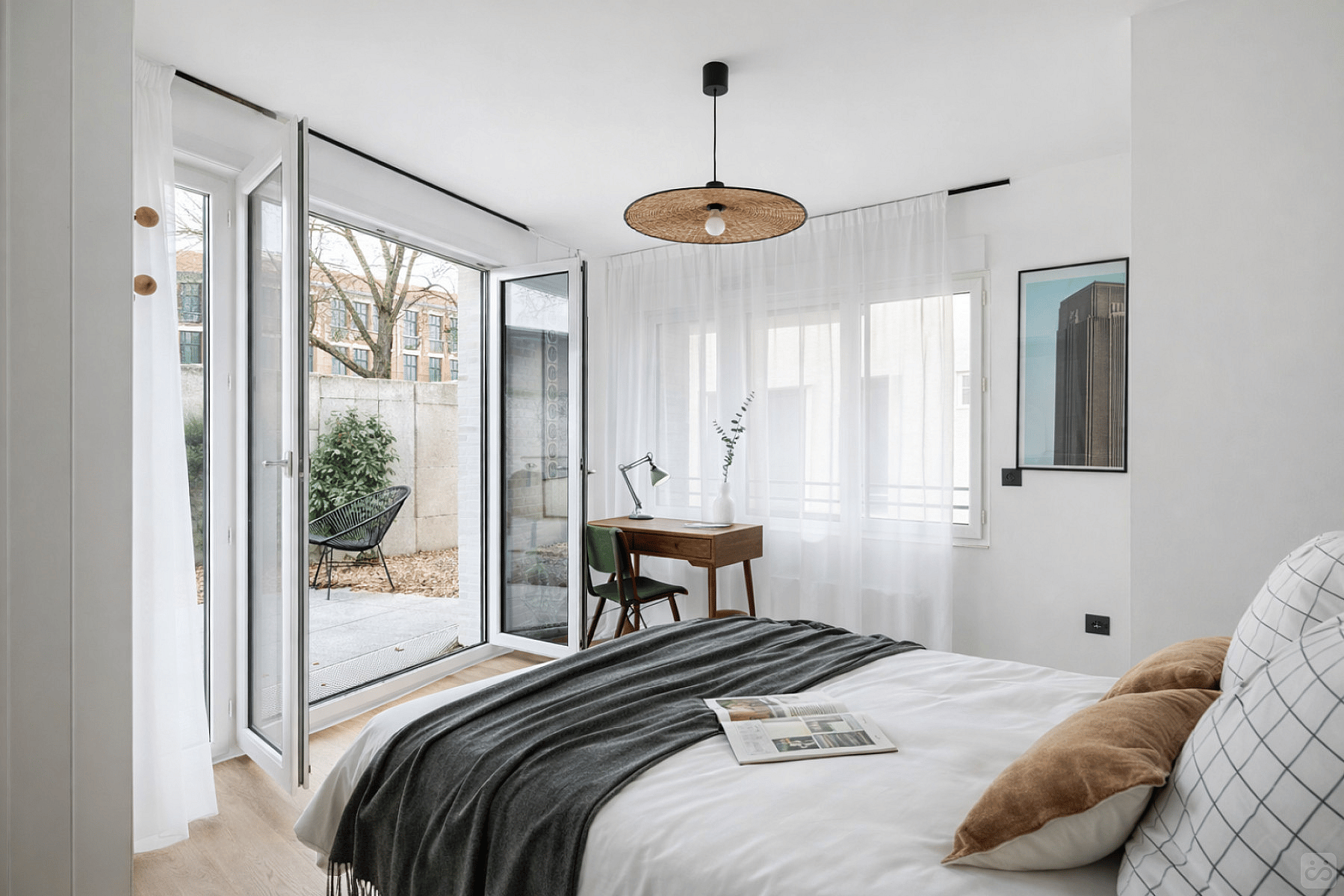  Essential Room  -  Vibrant Stunning House w/ Gym near Jardins d'Eole  - Gallery -  2