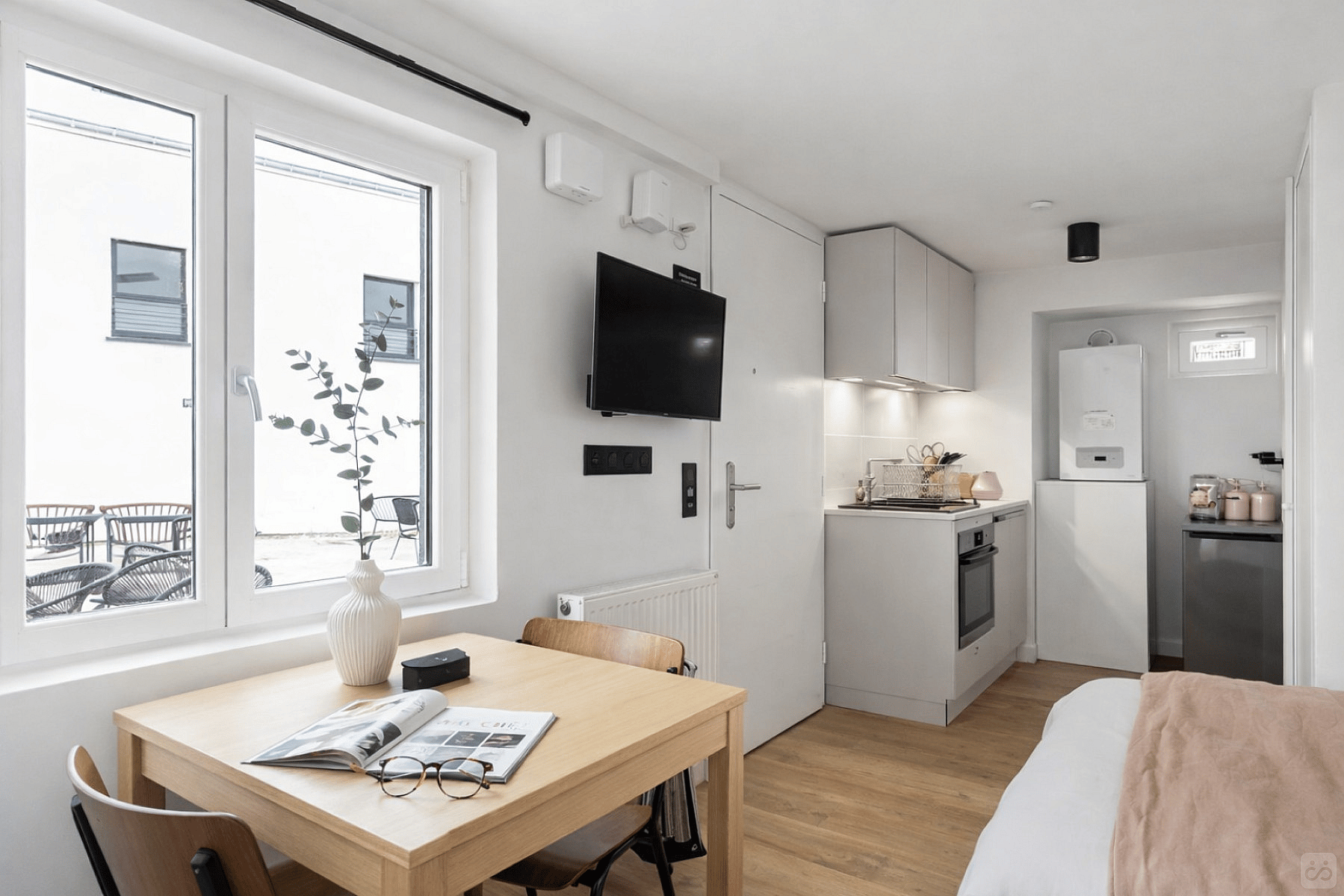  Comfort Room  -  Vibrant Stunning House w/ Gym near Jardins d'Eole  - Gallery -  24