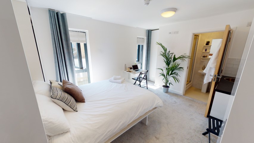 Master En-Suite B (LRG) - Finsbury Park - Gallery - 3