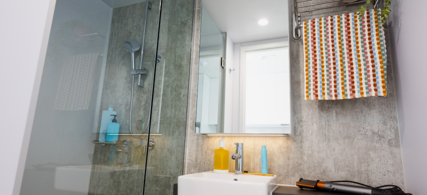  Signature Plus Studio, Double Bed With Standard View  -  Scape Leicester  - Gallery -  2