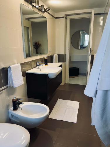 Apartment in Via Vincenzo de Romita, Bari for 110 m² with 2 bedrooms