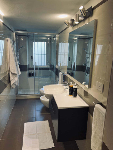 Apartment in Via Vincenzo de Romita, Bari for 110 m² with 2 bedrooms