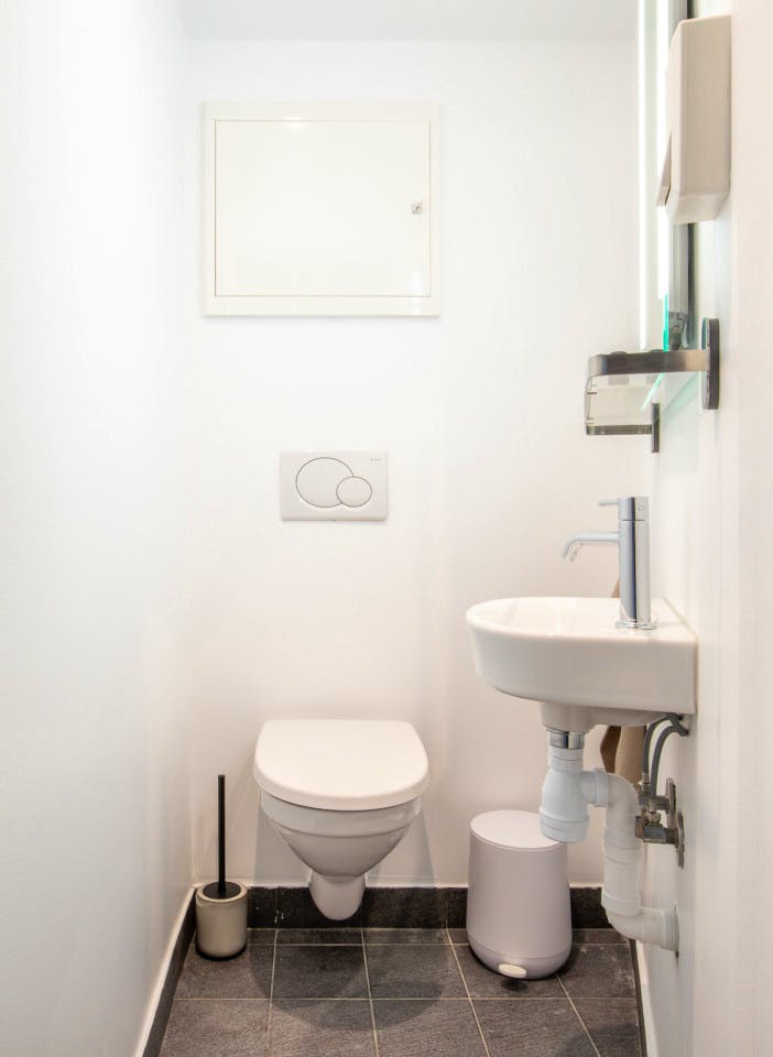 Room 2 - Standard - Private - 9