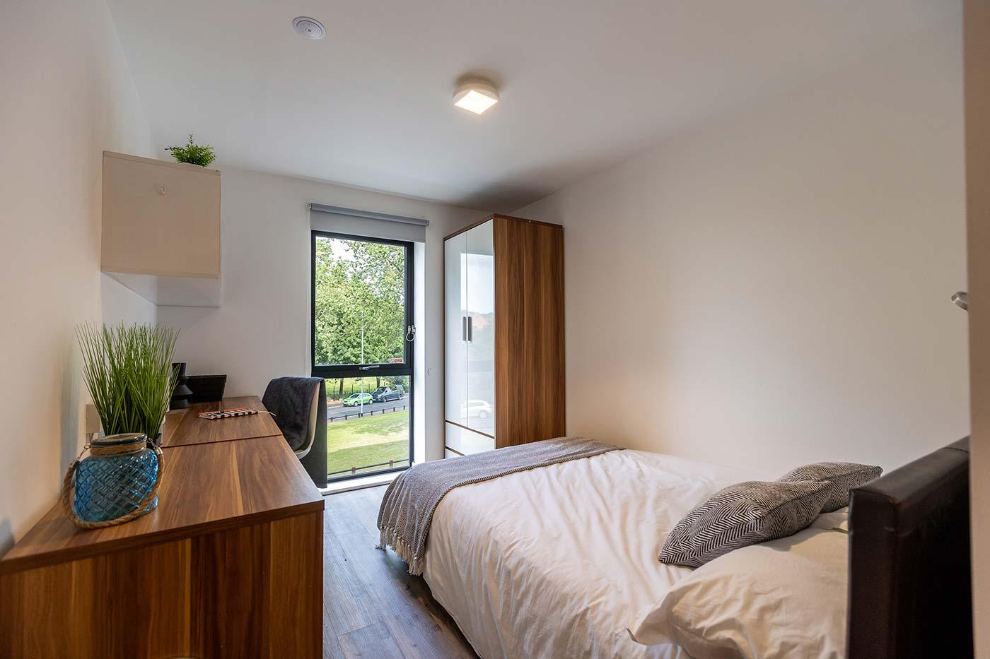  Classic Ensuite  -  Asquith House  - Gallery -  3