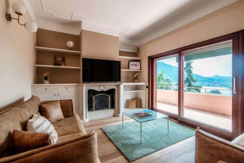 Fabulous Villa Sofia with Swimming Pool, Terrace & Lake Como View