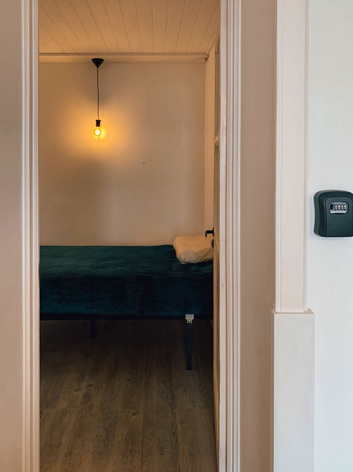 Private Room 1 - Vibrant house near PR 17 SMI Nascentes de Santo António Trail - Gallery - 13