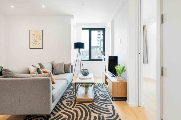  2 Bed, 1 Bathroom  -  Royal Heights  - Gallery -  4