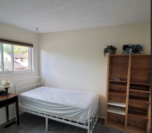 cozy Steveston home