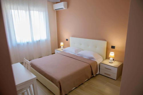 Stanza con bagno privato in Piazzale Schettini, Pompei