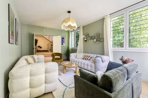 Spacious Stylish House w/ Gym and Terrace near Piscine Municipale de Bagneux