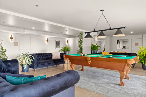 Stunning Bright Apt. w/ Amazing View nearby Roger Guilbault Park