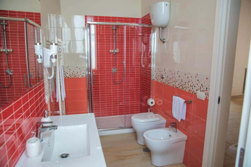Stanza con bagno privato Via Sacra 11 - Gallery - 8