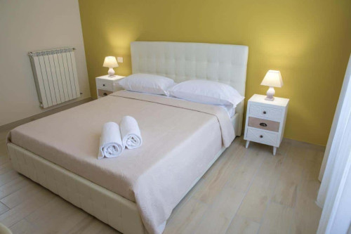 Stanza con bagno privato Via Sacra 11