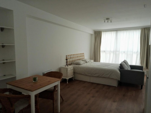 Very cosy studio and terrace/Students Only - Gallery - 10