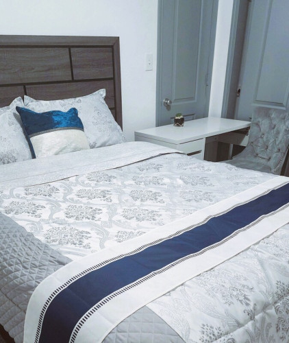 Tranquility Home - Gallery - 11